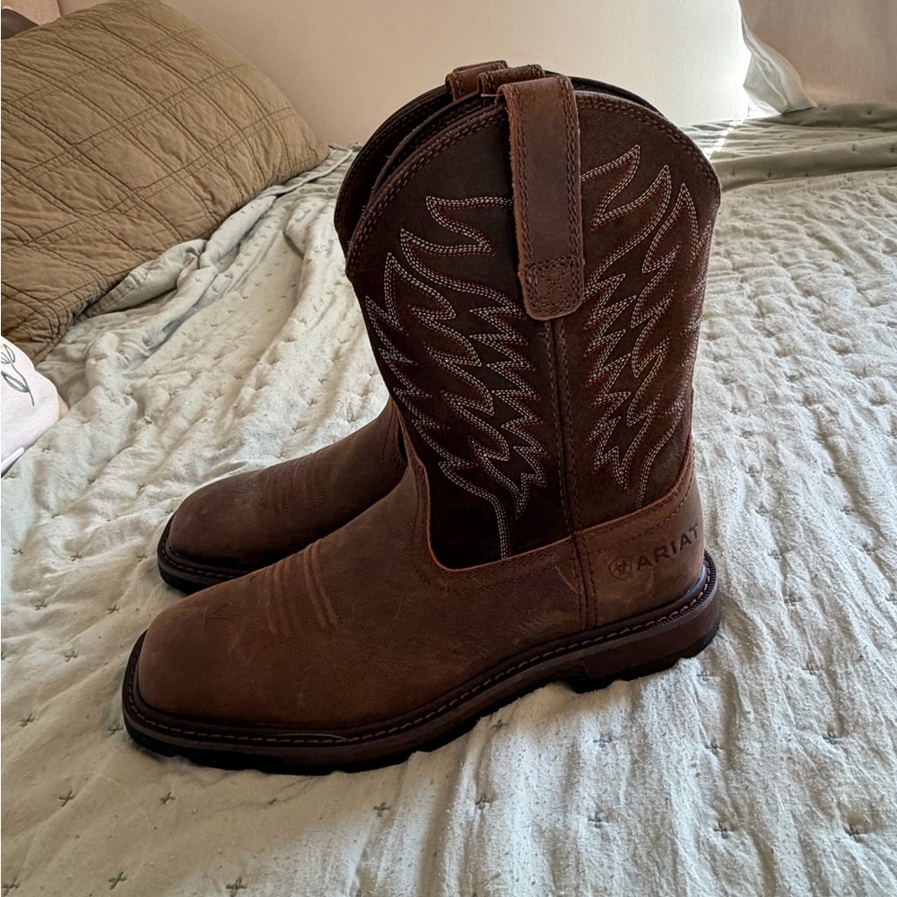 Ariat Men’s Boots 7D NWOT